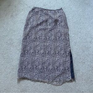 Chic Snake Print Midi Skirt